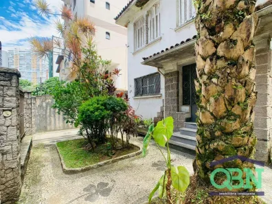 Imóvel Comercial com 3 Quartos para alugar, 284m² no Gonzaga, Santos