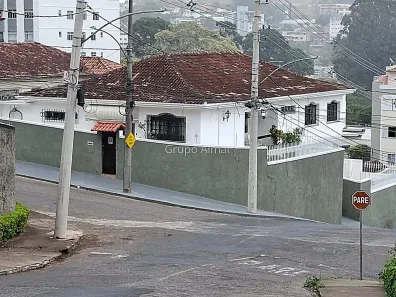 Casa com 6 Quartos à venda, 320m² no Cidade Jardim, Juiz de Fora