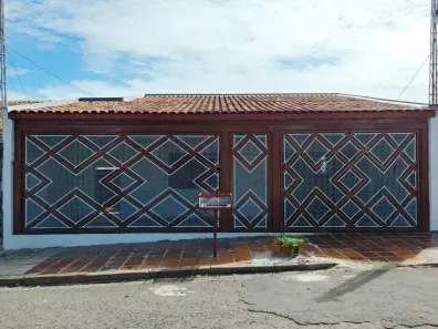 Casa com 2 Quartos à venda, 57m² no São José, Marília
