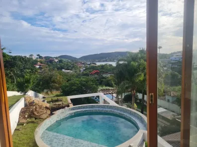 Casa com 7 Quartos à venda, 400m² no Bosque, Armação dos Búzios