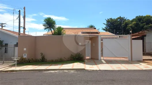 Casa com 4 Quartos à venda, 215m² no Jardim Adalgisa, Araraquara