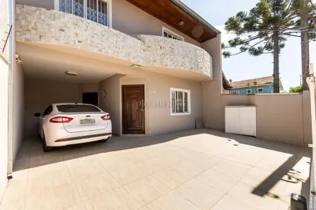 Sobrado com 3 Quartos à venda, 130m² no Uberaba, Curitiba