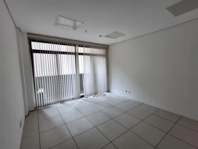Sala Comercial para alugar, 69m² no Jardim Eulina, Campinas