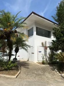 Casa para alugar, 297m² no Sumaré, São Paulo