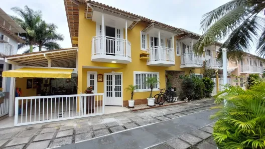 Casa com 3 Quartos à venda, 124m² no Extensão do Bosque, Rio das Ostras