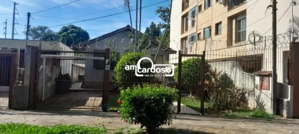 Casa com 2 Quartos à venda, 100m² no São Sebastião, Porto Alegre