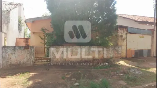 Lote/Terreno com 1 Quarto à venda, 360m² no Jaraguá, Uberlândia
