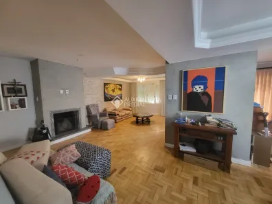 Casa com 3 Quartos à venda, 290m² no Três Figueiras, Porto Alegre