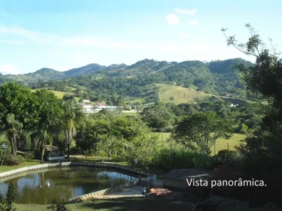 Fazenda/Sítio com 5 Quartos à venda, 400m² no Itapeva, Itapeva