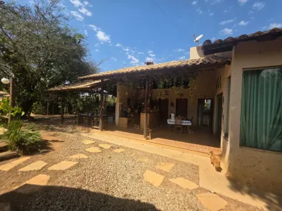 Fazenda/Sítio com 3 Quartos à venda, 1000m² no , Jaboticatubas