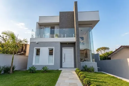 Sobrado com 4 Quartos à venda, 312m² no Xaxim, Curitiba
