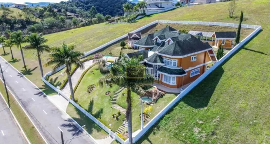 Casa com 4 Quartos à venda, 445m² no , Paraibuna