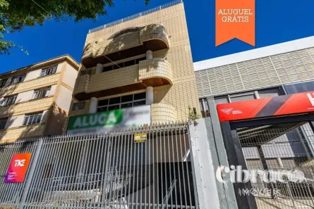 Prédio Comercial para alugar, 1351m² no Rebouças, Curitiba