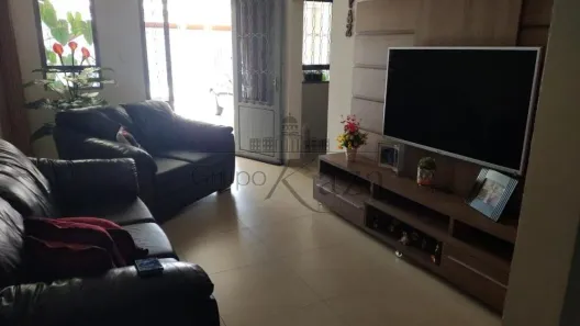 Casa de Condomínio com 4 Quartos à venda, 235m² no Eugênio de Mello, São José dos Campos