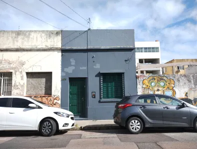 Casa com 2 Quartos à venda, 90m² no Centro, Pelotas