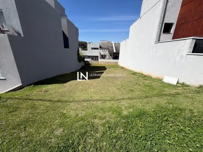 Lote/Terreno à venda, 220m² no Santa Cândida, Curitiba