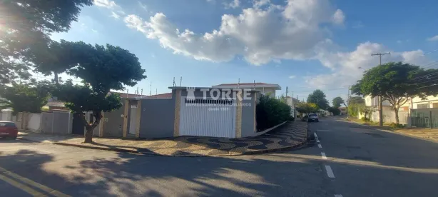 Casa com 3 Quartos à venda, 232m² no Jardim Chapadão, Campinas