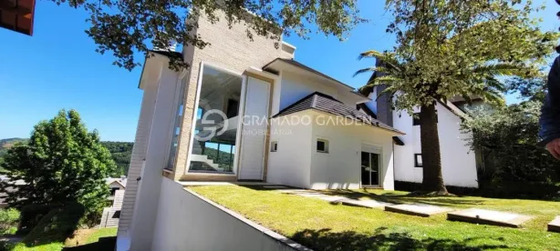 Casa com 4 Quartos à venda, 500m² no , Gramado