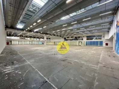Prédio Comercial para alugar, 4243m² no Lapa de Baixo, São Paulo