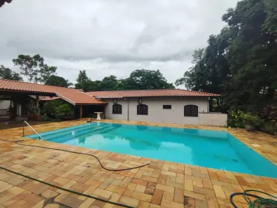 Fazenda/Sítio com 4 Quartos à venda, 700m² no Jardim Santo Antônio, Americana