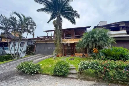 Casa de Condomínio com 5 Quartos à venda, 369m² no Itacorubi, Florianópolis