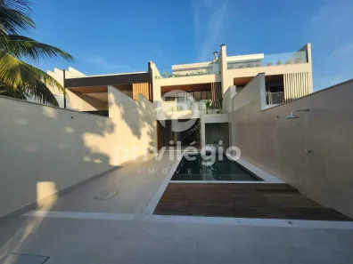 Casa com 5 Quartos à venda, 250m² no Barra da Tijuca, Rio de Janeiro