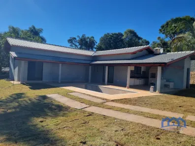 Fazenda/Sítio com 3 Quartos à venda, 600m² no Moreiras, Mairinque