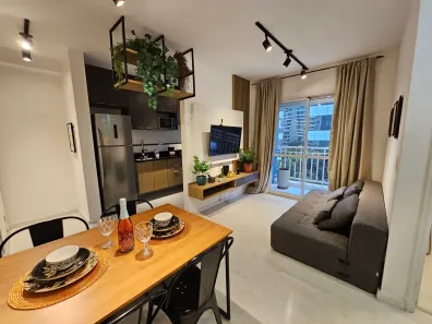 Apartamento com 2 Quartos para alugar, 50m² no Consolação, São Paulo