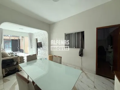 Casa com 3 Quartos à venda, 150m² no Vera Cruz, Contagem