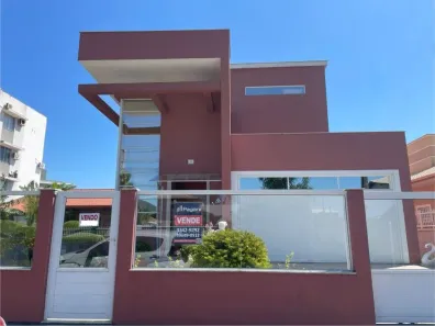 Casa com 3 Quartos à venda, 257m² no Praia de Fora, Palhoça