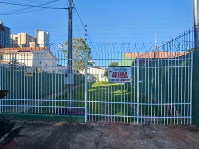 Casa com 2 Quartos para alugar, 100m² no Zona 02, Maringá