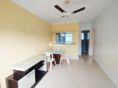 Apartamento com 1 Quarto para alugar, 45m² no Jardim Itu, Porto Alegre