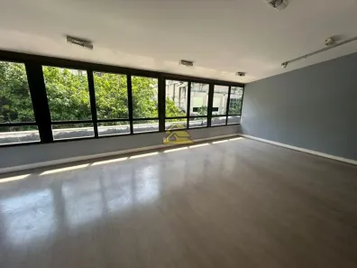 Prédio Comercial para alugar, 305m² no Botafogo, Rio de Janeiro