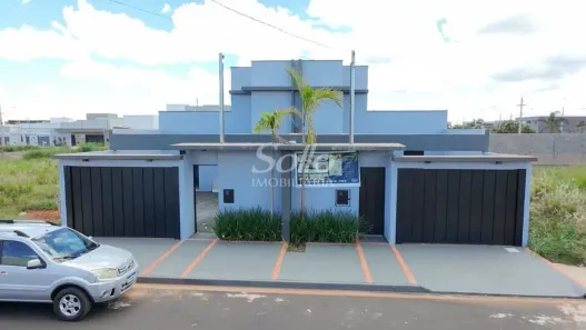 Casa com 3 Quartos à venda, 134m² no Novo Mundo, Uberlândia