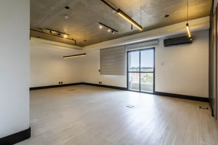 Ponto Comercial com 9 Quartos para alugar, 300m² no Real Parque, São Paulo