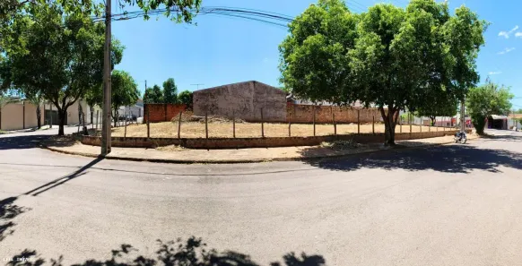 Lote/Terreno à venda, 360m² no Parque Residencial Mediterrâneo, Presidente Prudente