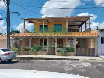 Casa com 5 Quartos à venda, 360m² no Planalto, Manaus