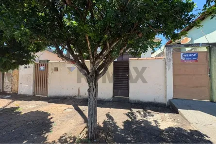 Casa com 6 Quartos à venda, 196m² no Jardim Vale Formoso, Orlândia