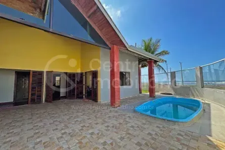 Casa com 3 Quartos à venda, 180m² no Estância Balneária Maria Helena Novaes, Peruíbe