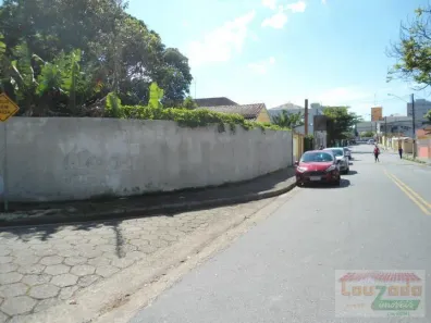 Lote/Terreno à venda, 588m² no Centro, Peruíbe