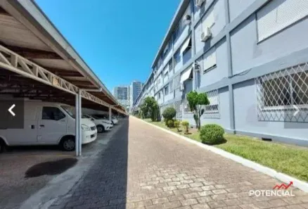 Apartamento com 3 Quartos à venda, 79m² no Cristal, Porto Alegre