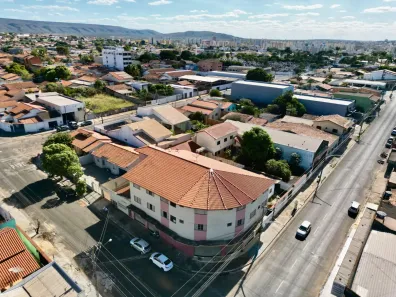 Prédio Residencial à venda, 886m² no Estância Itajá, Caldas Novas
