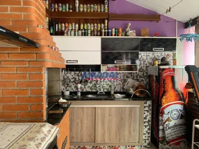 Sobrado com 3 Quartos à venda, 184m² no Jardim Terras de São João, Jacareí