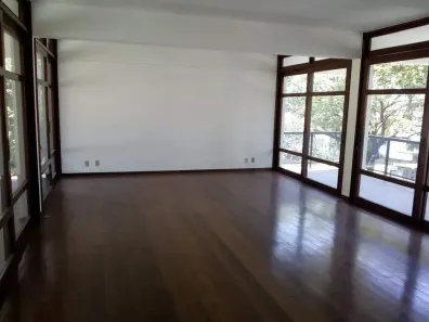 Casa com 5 Quartos à venda, 450m² no São Luiz, Belo Horizonte