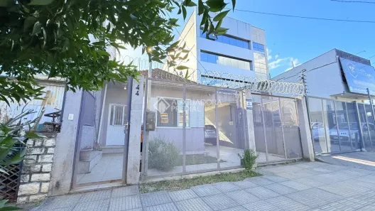 Casa com 3 Quartos à venda, 108m² no São João, Porto Alegre