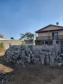 Casa com 2 Quartos à venda, 114m² no Parque Shangri-lá, Pindamonhangaba