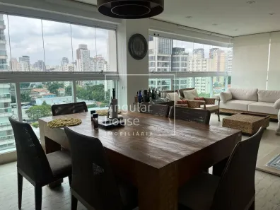 Apartamento com 3 Quartos para venda ou aluguel, 210m² no Vila Olímpia, São Paulo