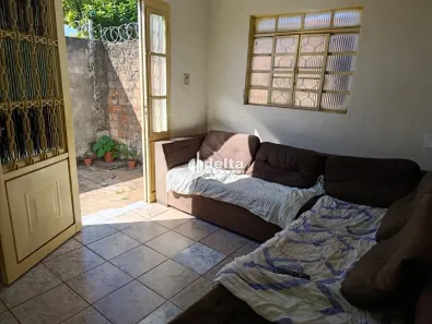 Casa com 2 Quartos à venda, 87m² no Jardim Ipanema, Uberlândia