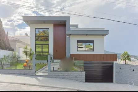 Casa com 3 Quartos à venda, 300m² no Pedra Branca, Palhoça
