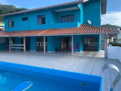 Casa com 3 Quartos à venda, 598m² no Córrego Grande, Florianópolis
